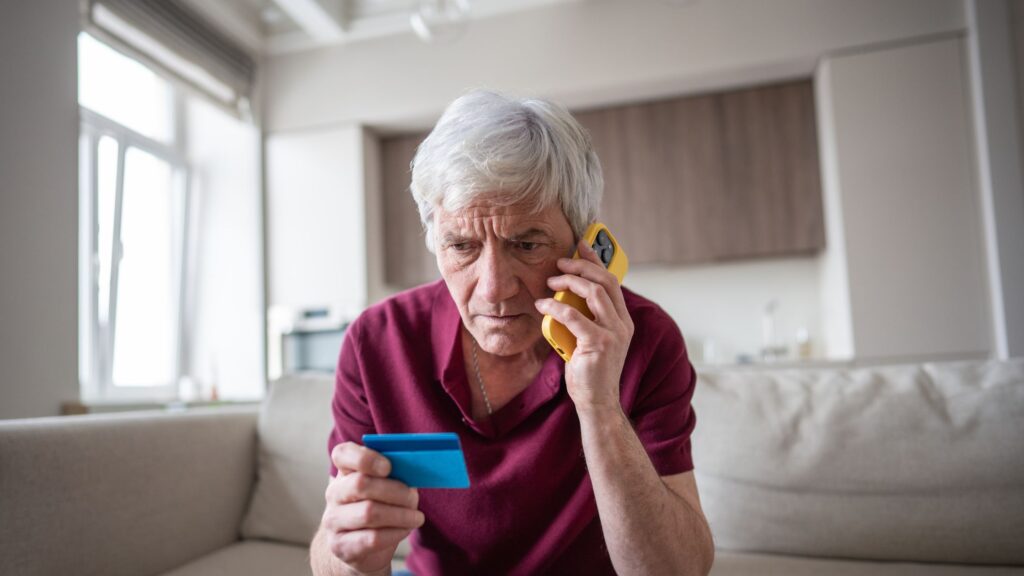Elderly man victim of cyber fraud